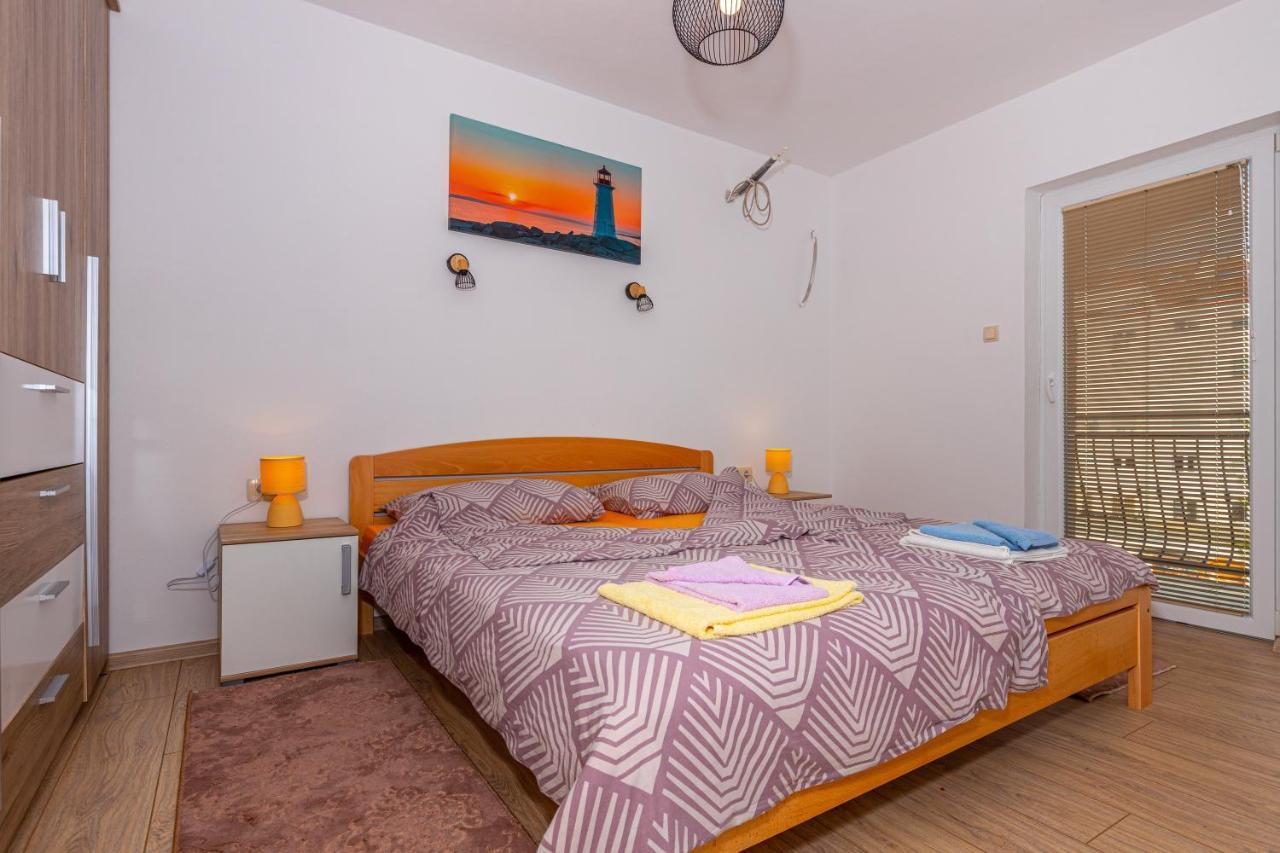 Apartman Sare Crikvenica Exterior foto