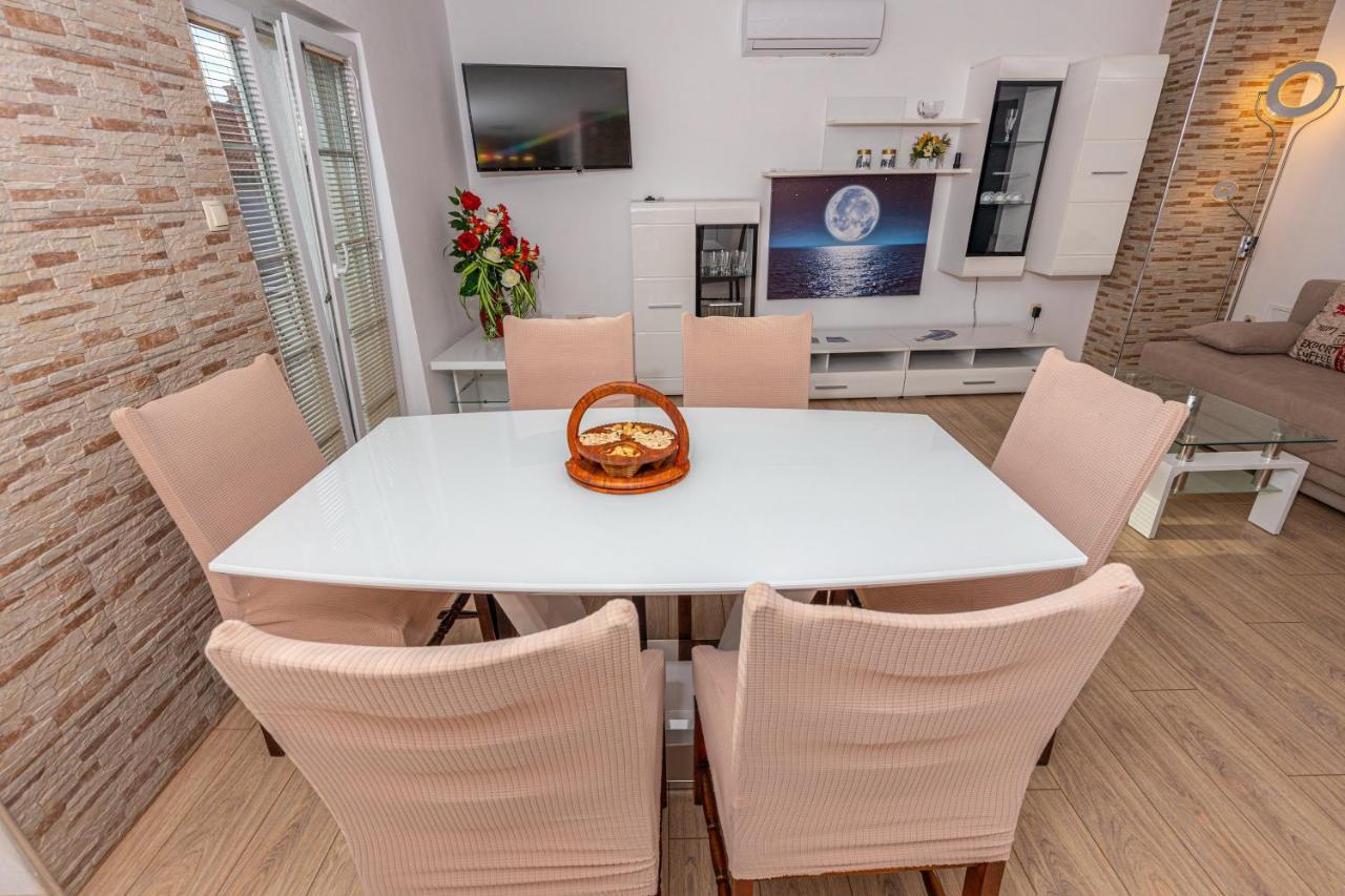 Apartman Sare Crikvenica Exterior foto