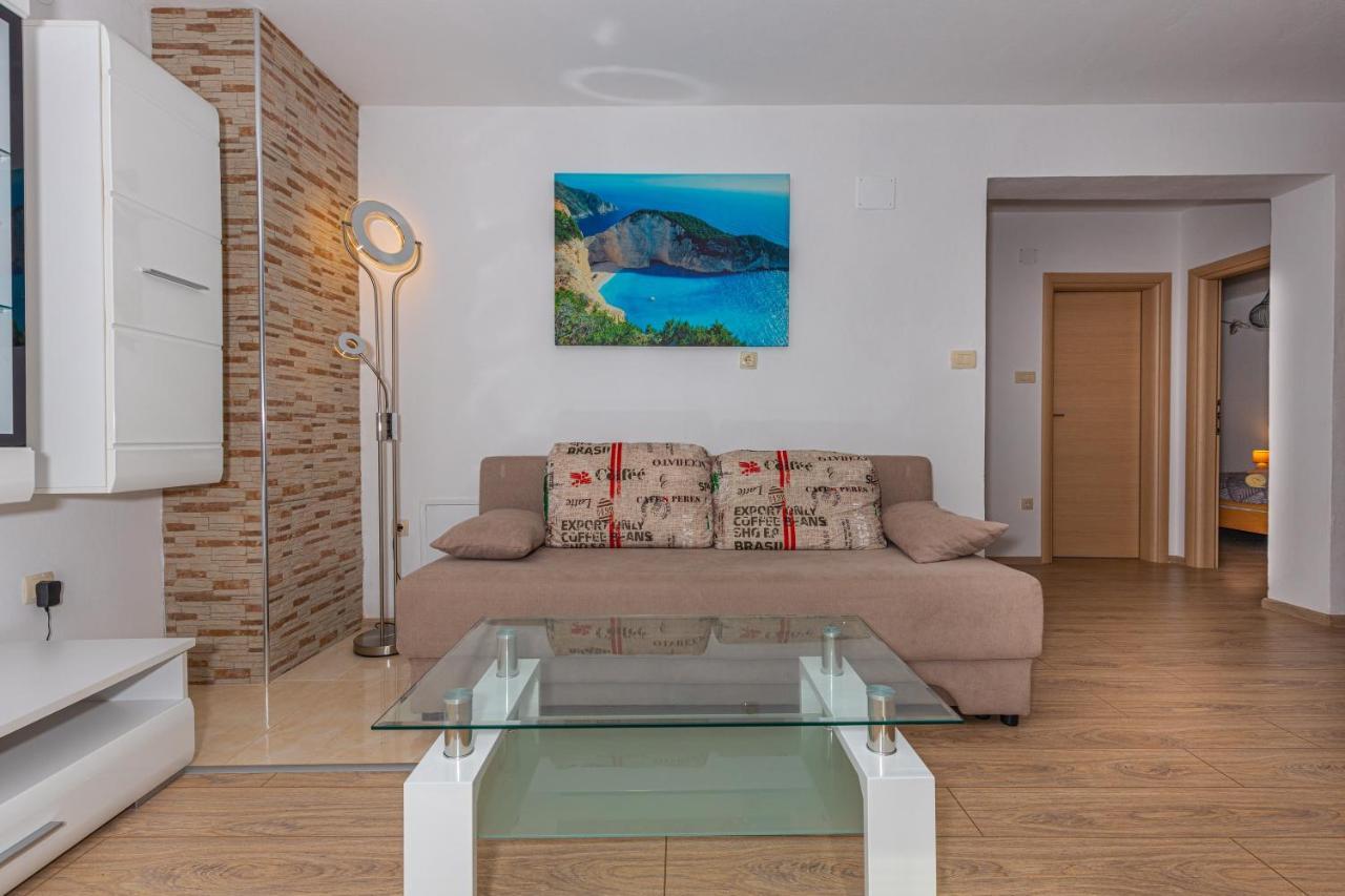 Apartman Sare Crikvenica Exterior foto